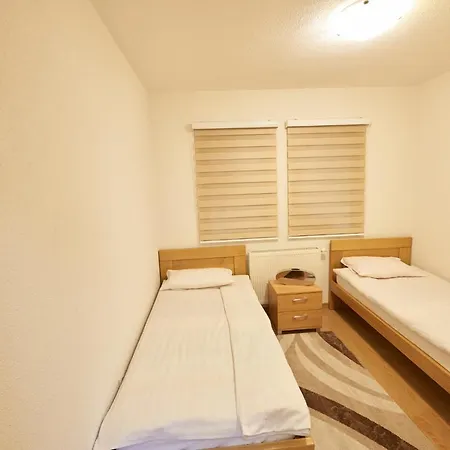 Grand Apartment *